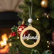 personalised-tree-ornament-lifestyle